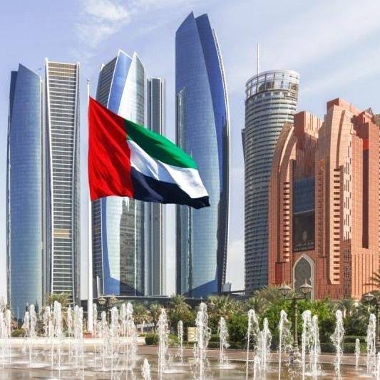 أبوظبي تبعد موظفي القنصلية السودانية وسط تصاعد الأزمة الدبلوماسية